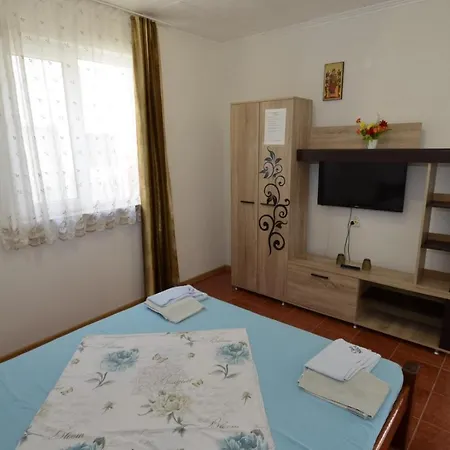 Casa Silica コスティネシュティ